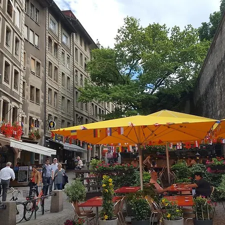 Fontaine Apartment